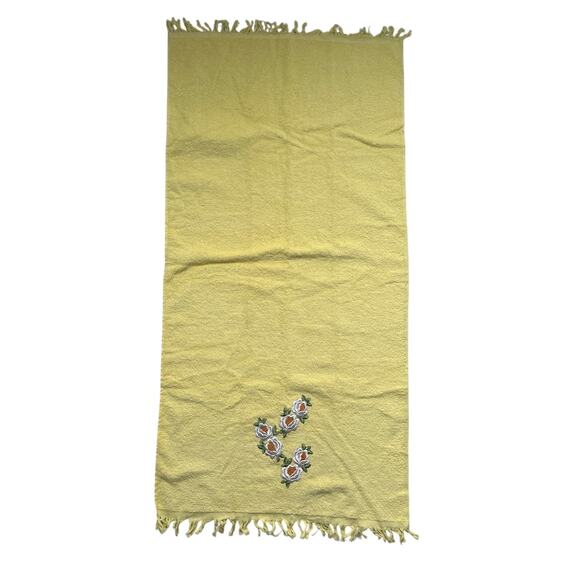 Vintage Cannon 100% Cotton Yellow Embroidered Floral Towel USA Made - Picture 2 of 4